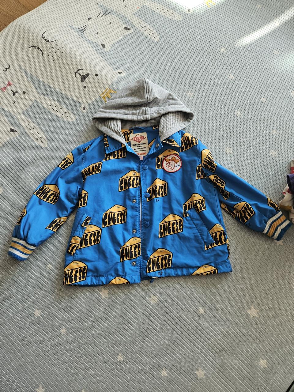 베베드피노 멀티치즈코치자켓 120사이즈