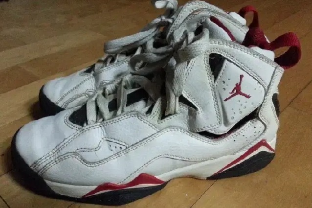 나이키 조던 트루 플라이트 흰검빨 230