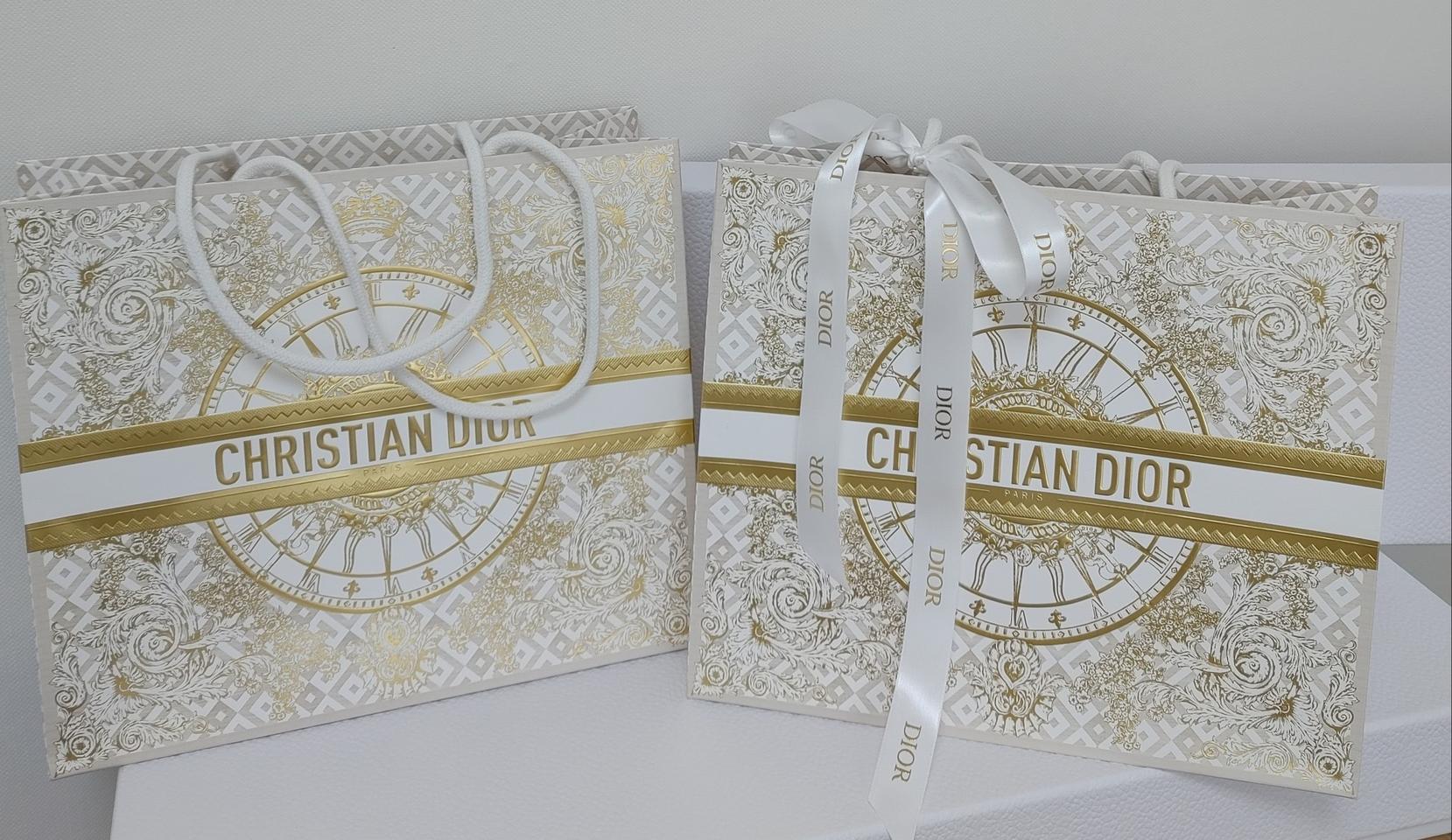 디올 홀리데이 한정판  코스메틱 쇼핑백  라지사이즈 10장.새상품