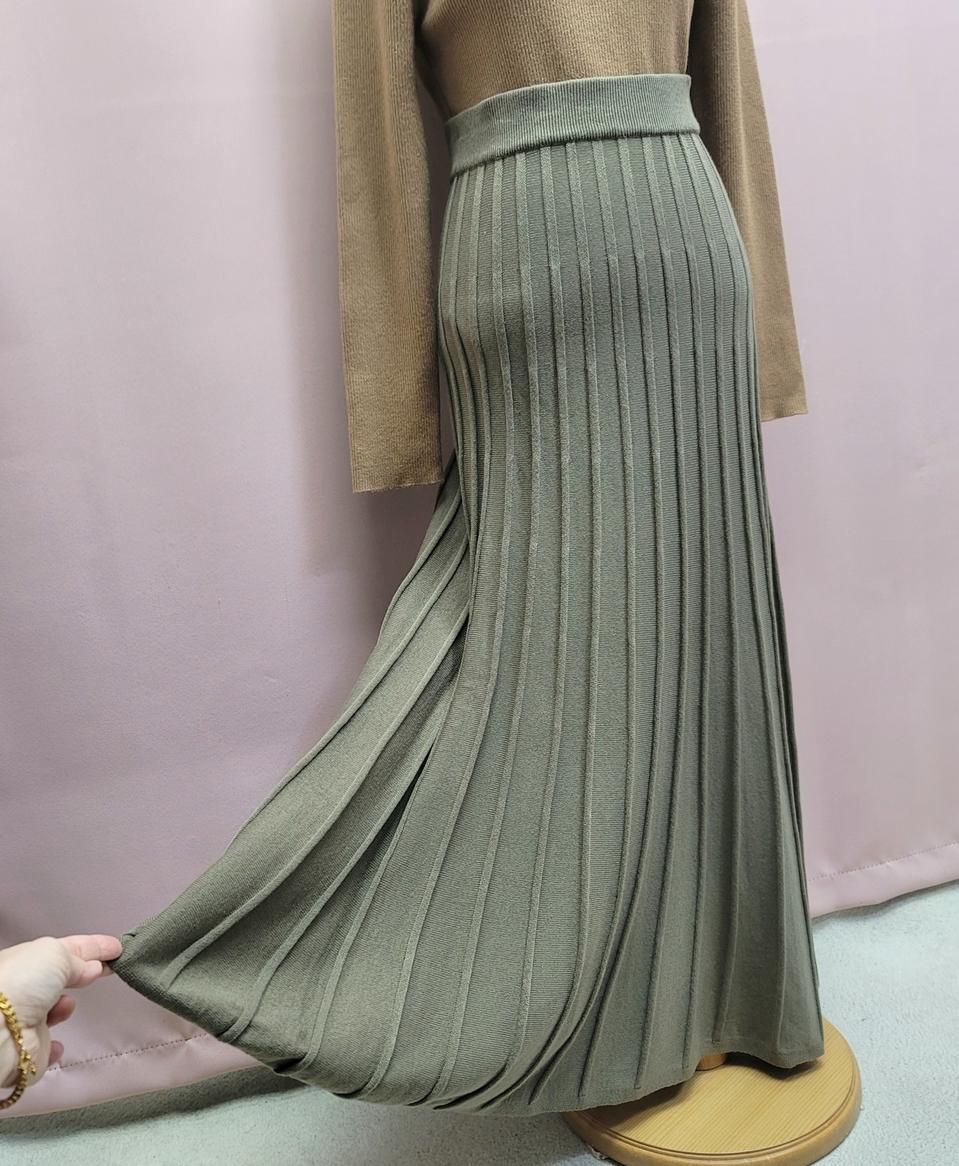 르꼬르망 니트 롱스커트