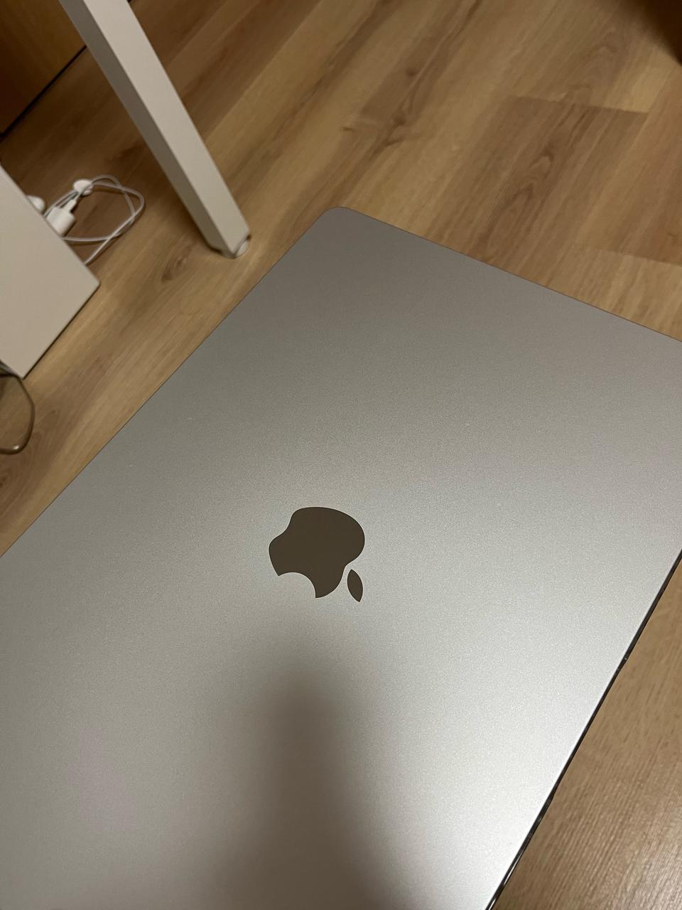 맥북15 M3 새상품 16gb