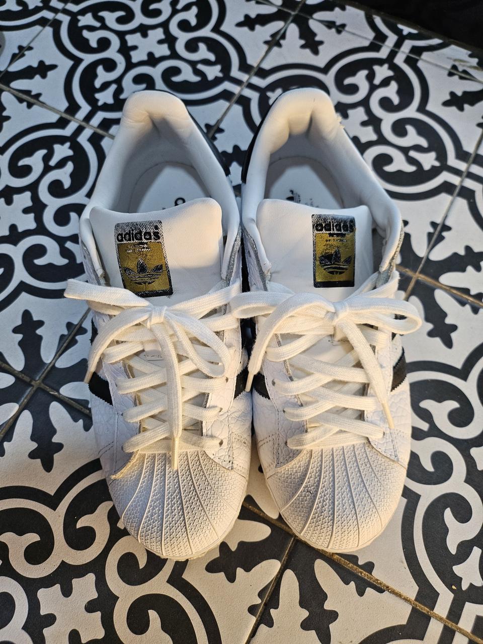 아디다스슈퍼스타 250