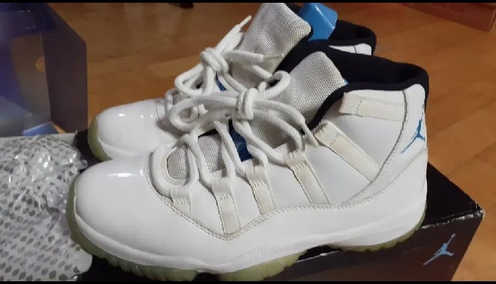 조던11 레전드블루 255