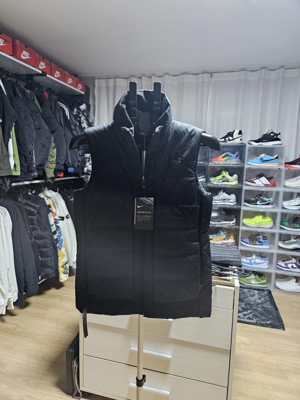 나이키 여서용 조끼 패딩 정품(새상품)