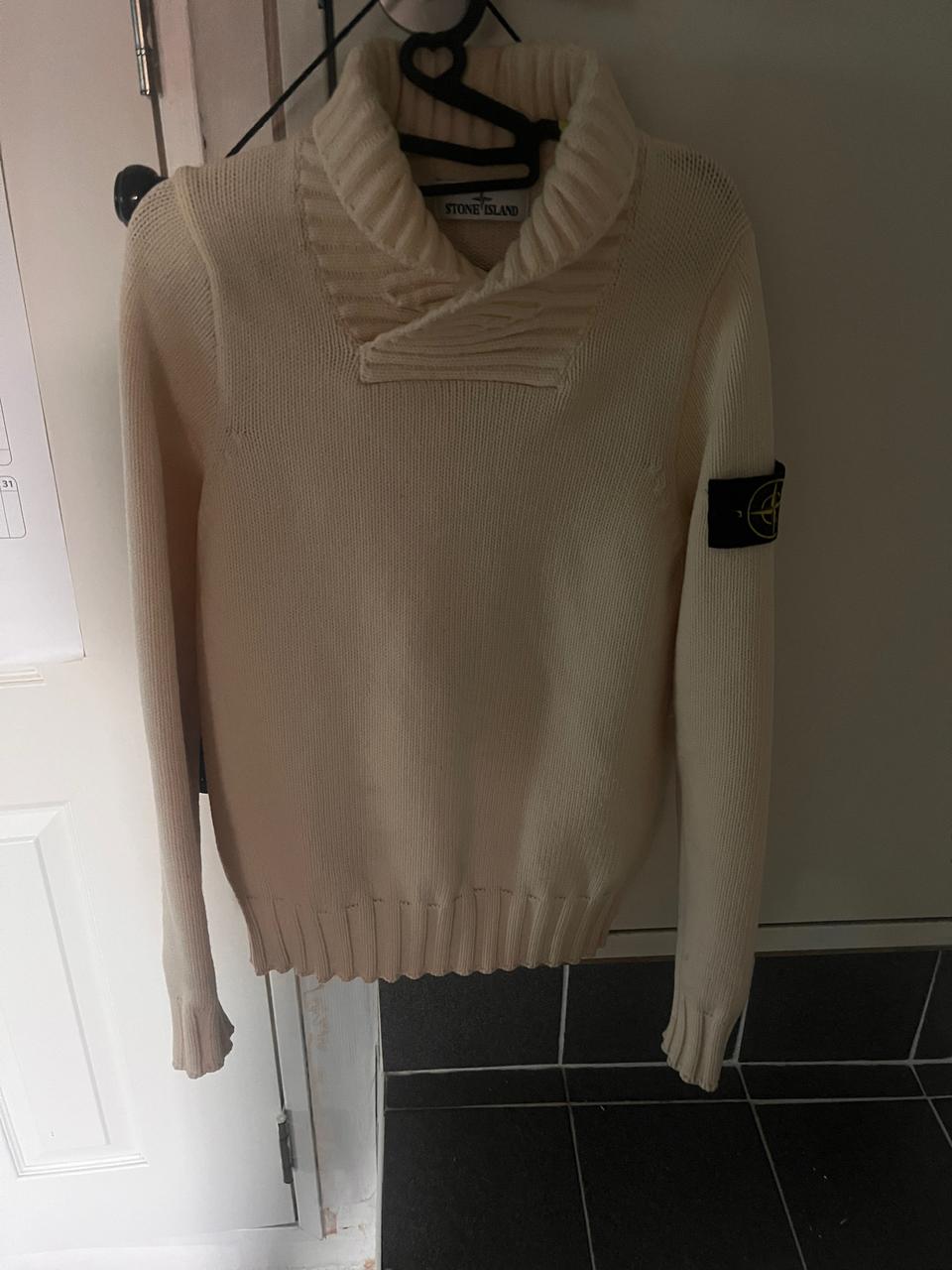 스톤아일랜드 니트