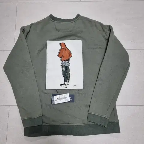 [M] 질스튜어트뉴욕 리차드헤인즈 맨투맨