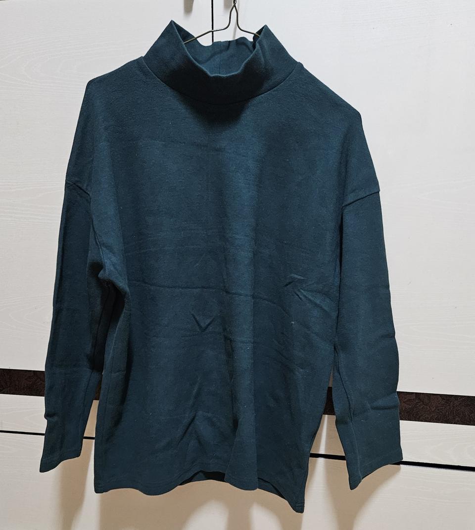 66걸즈 진그린색상 반목상의