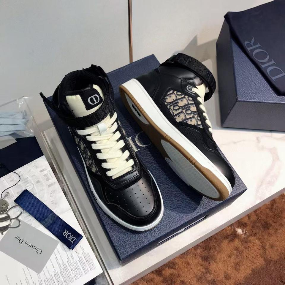 새상품 디올하이탑