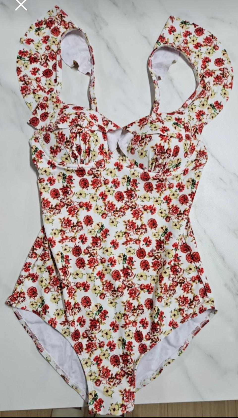 잔꽃무늬 수영복 프리사이즈