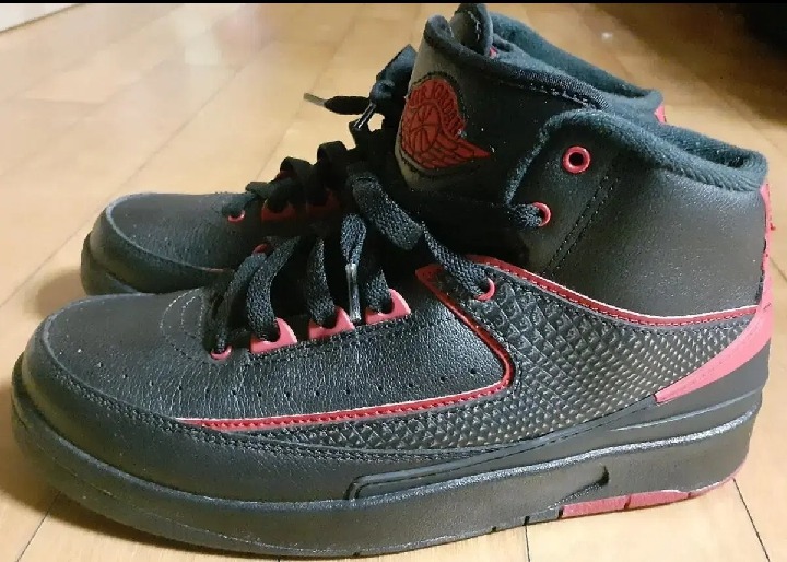 조던 2 레트로 얼터네이트 235mm