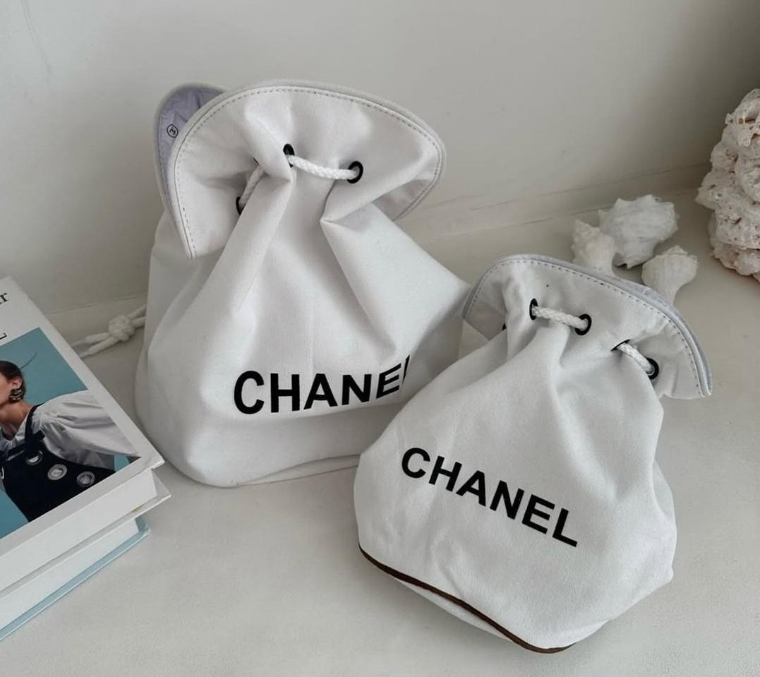 화이트 정품 옥스퍼드소재 S싸이즈 백-블랙 스트랩포함 새상품