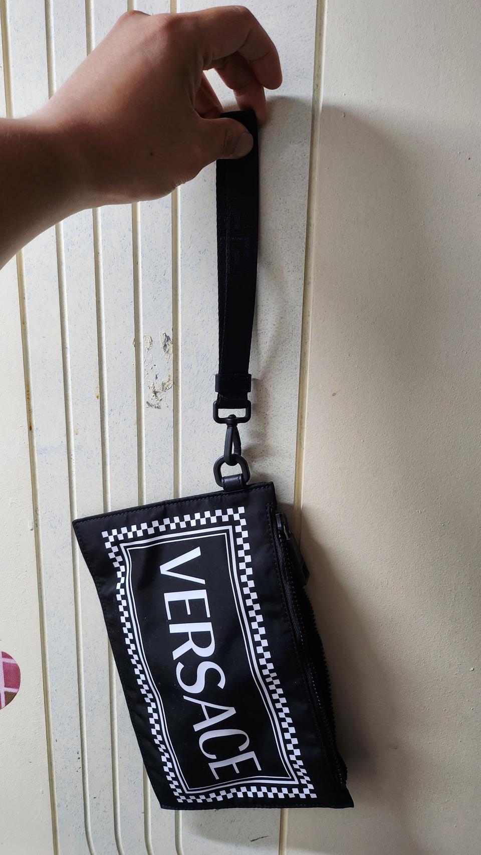 베르사체 클러치백 정품