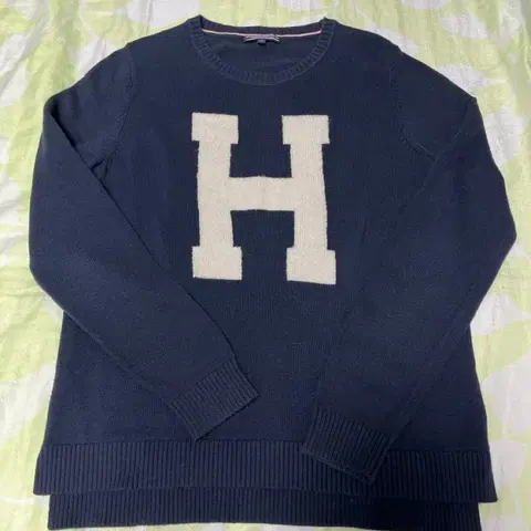 타미힐피거 니트 M사이즈