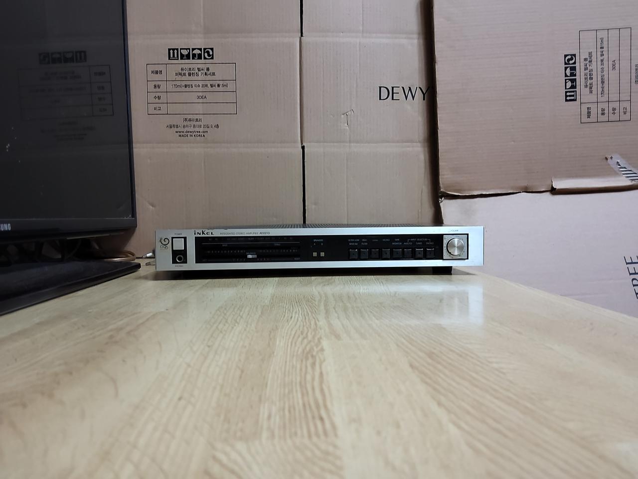 인켈 인티앰프 AD 2210 (2 오디오 스피커 LP턴테이블 CD플레이어