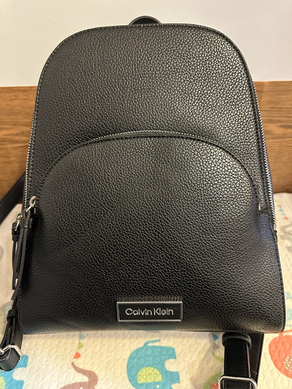 캘빈클라인 여성 백팩 상태좋은편
