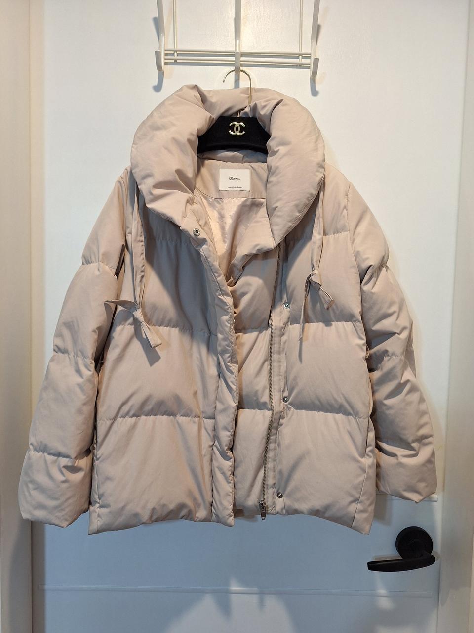 로엠 여성 다운 패딩