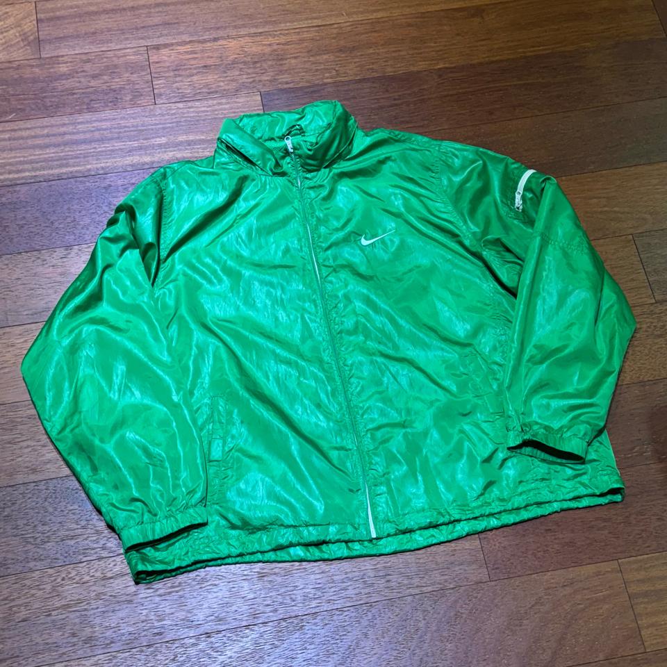나이키 바람막이 유광그린