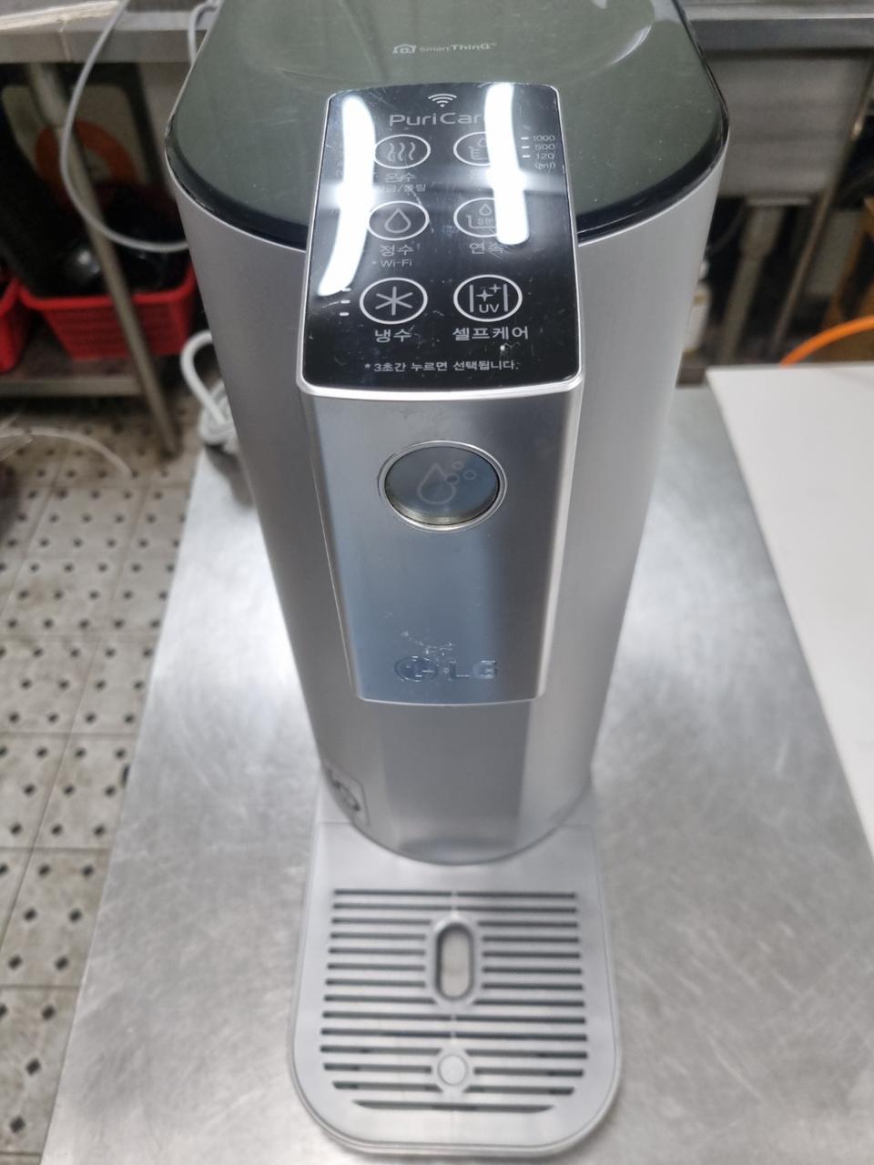 렌탈료없는 LG직수 냉.온 정수기 팝니다.