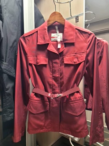 프라다 정품 벨티드 자켓