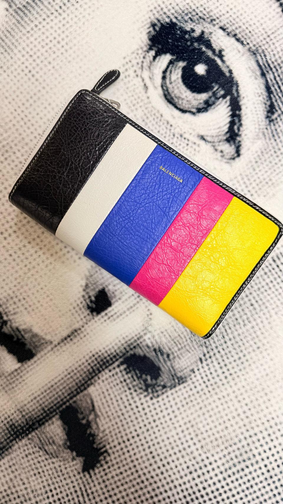 새상품 ]정품 발렌시아가 지갑 장지갑 여성 남성 가격네고앖음