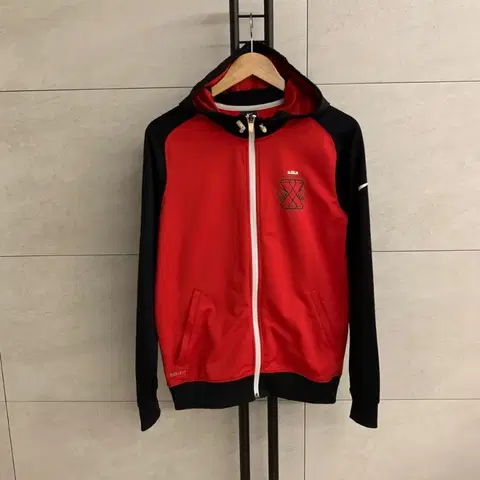 나이키 남성 드라이핏 후드 저지 점퍼 M사이즈