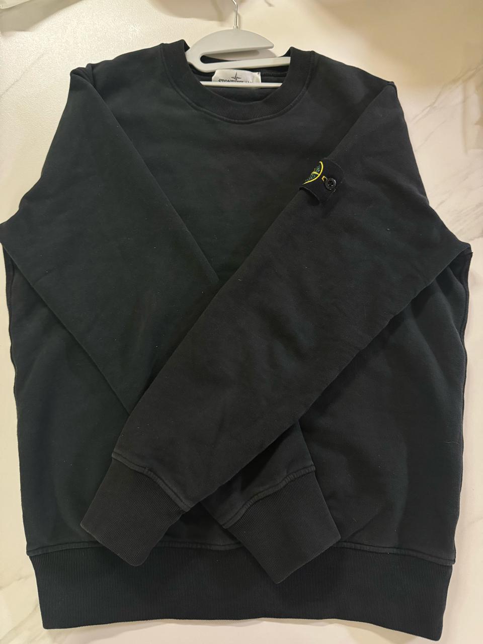 스톤아일랜드 맨투맨 22fw s사이즈