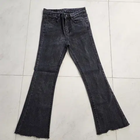 QB 스판 아래뒷단포인트 블랙진 S사이즈