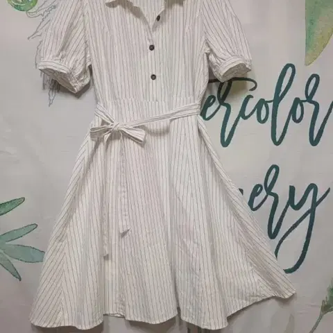 로미스토리/스트라이프 면린넨 화이트 원피스