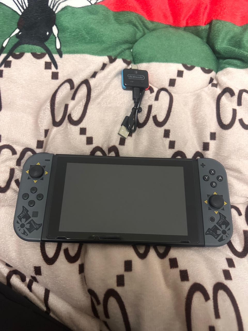 닌텐도스위치 구형 커펌 팔아요