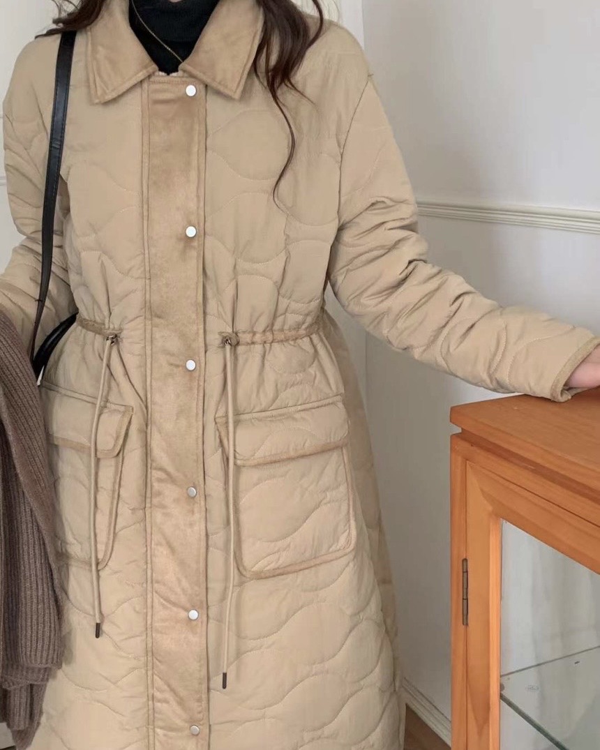 [미착용/새상품] 카라 스웨이드배색 바스락 스트링 퀼팅누빔 롱 패딩코트