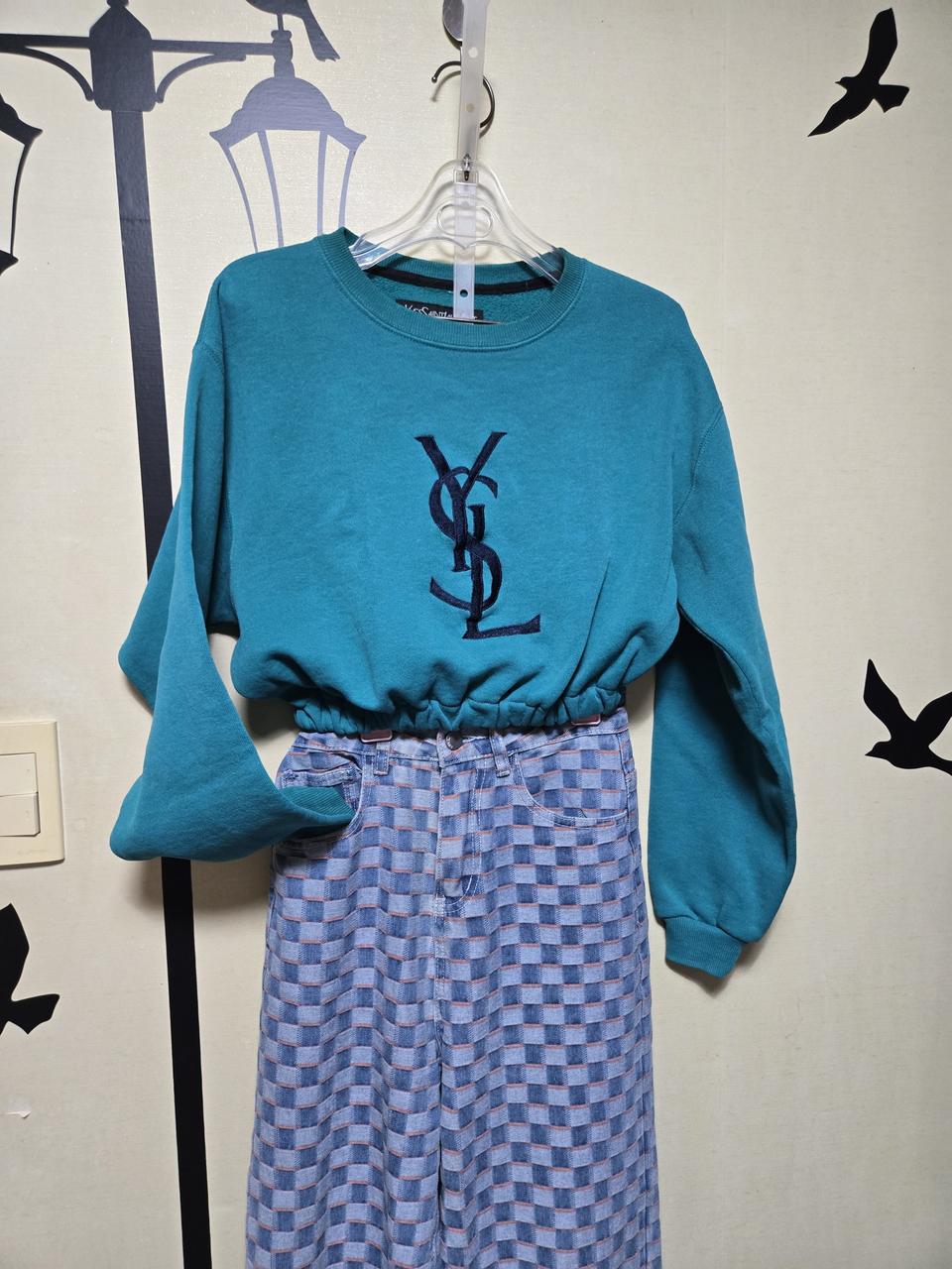 66~77사쥬)입생로랑 여성안감융크롭티