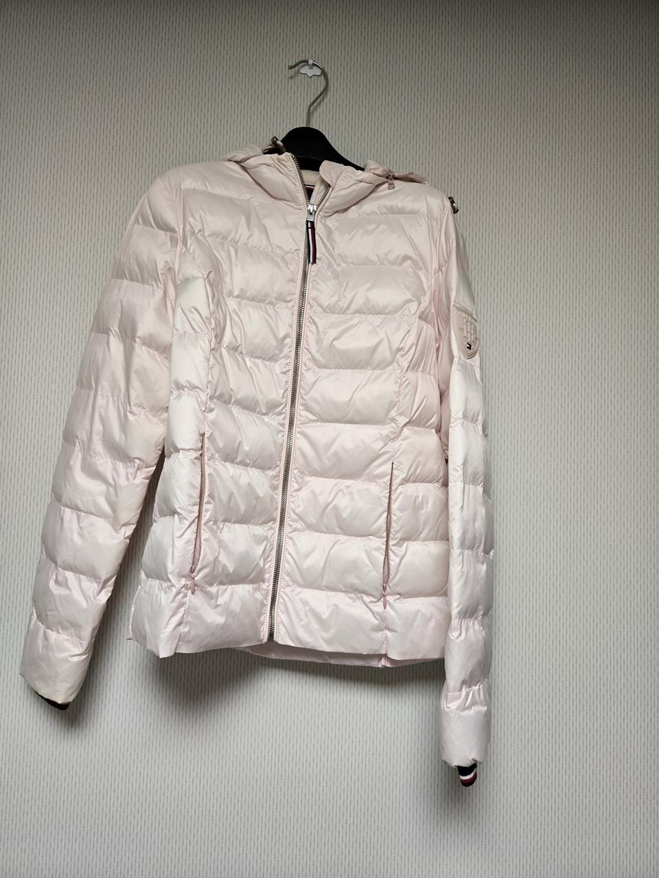 타미힐피거경량패딩