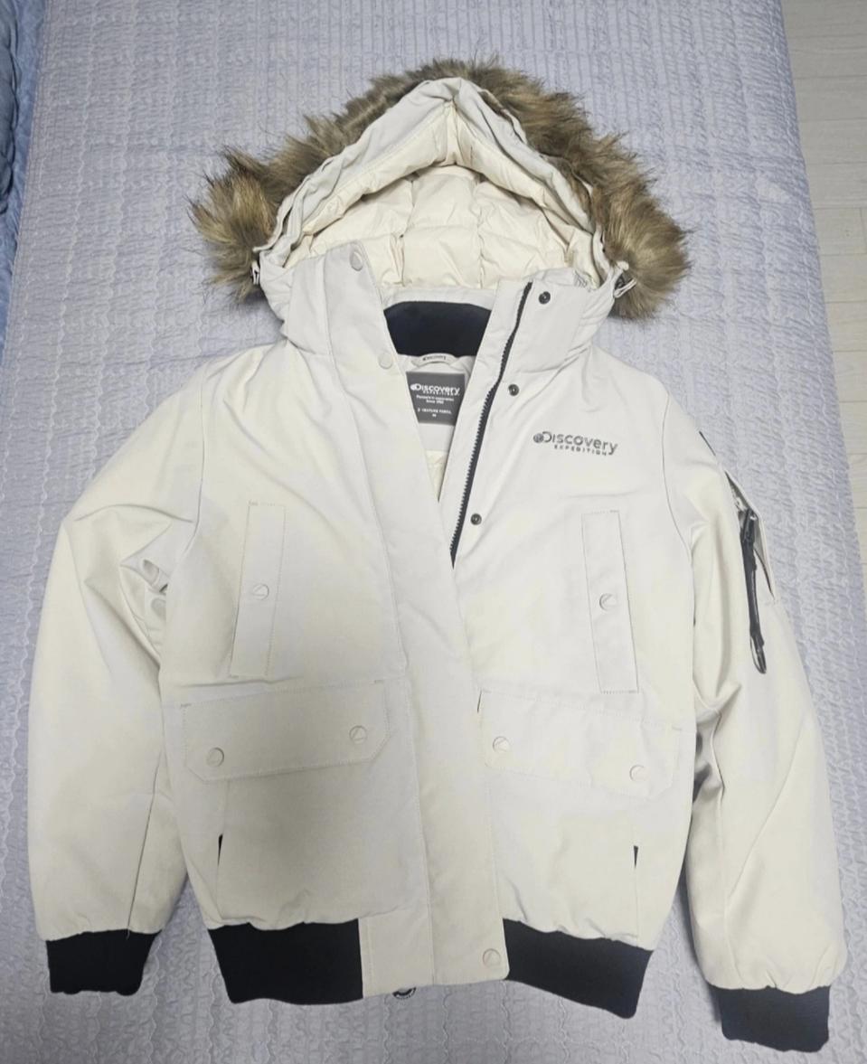 디스커버리 숏패딩