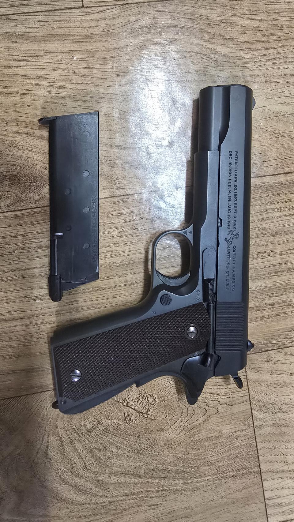 서바이벌 핸드건