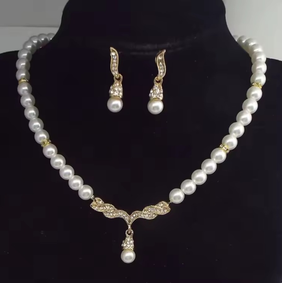 진주 귀걸이, 목걸이 세트에요