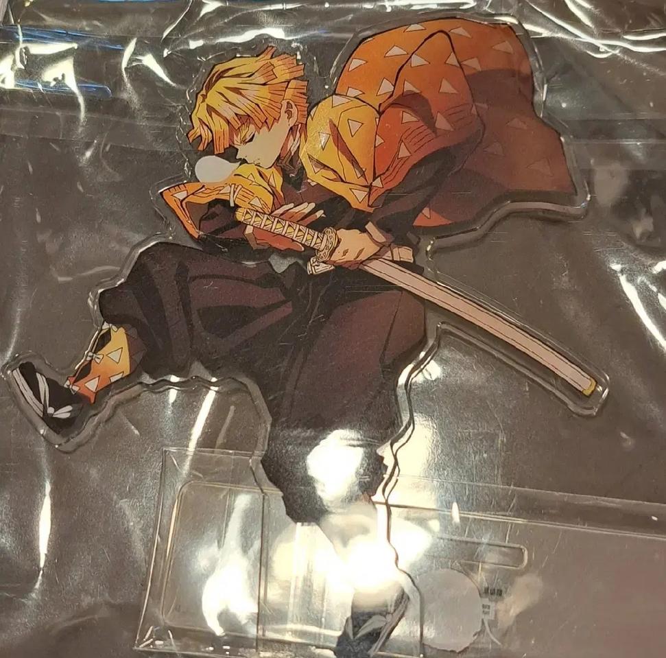 유포테이블 카페 귀멸의 칼날무한열차 키 비주얼  아크릴 젠이츠 판매