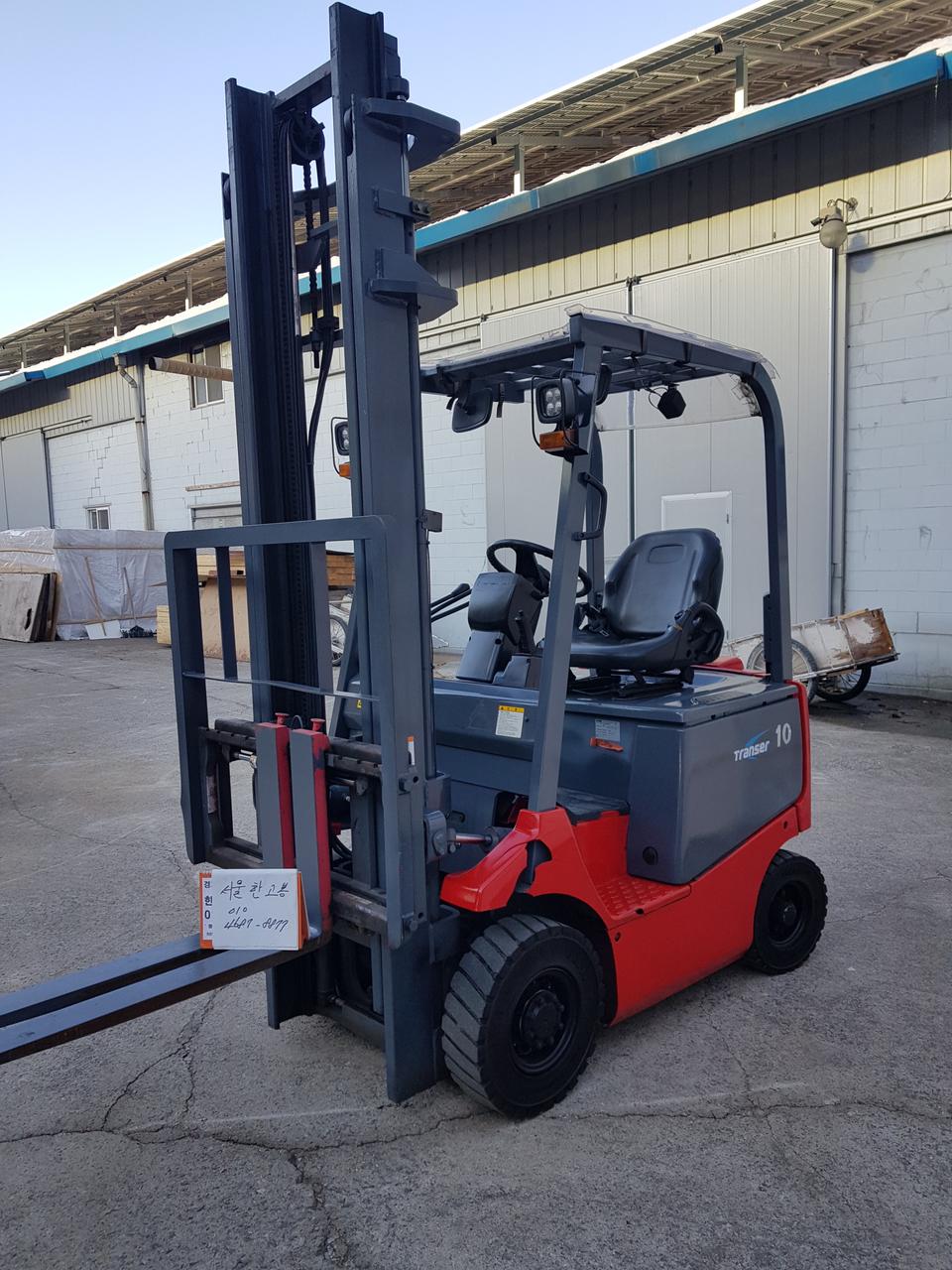 중고지게차 1.4톤 싸이드쉬프트장착 4m전동지게차