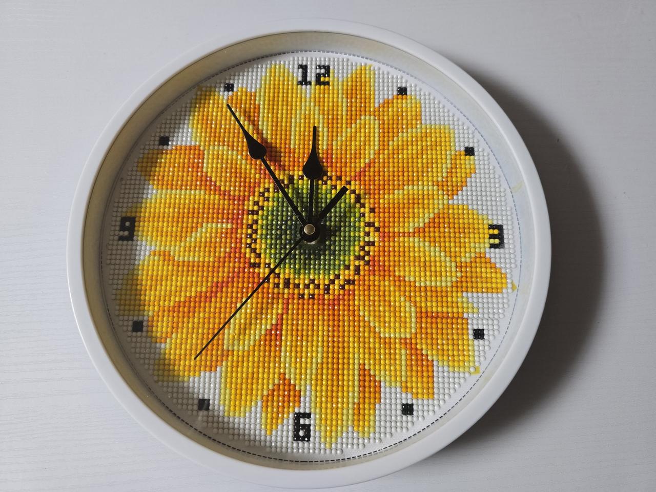 보석십자수시계 완성품