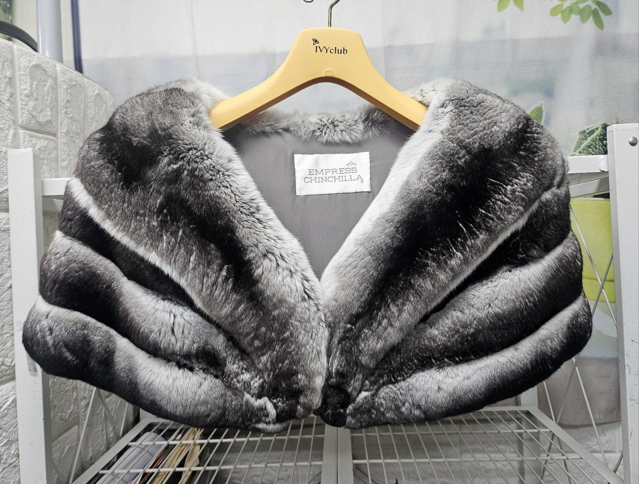 엠프레스 친칠라 케이프 모피 숄 AC80