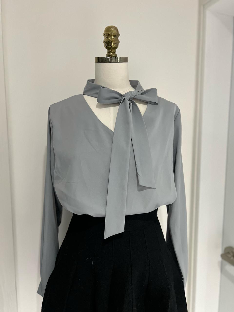 새제품) 타이 블라우스