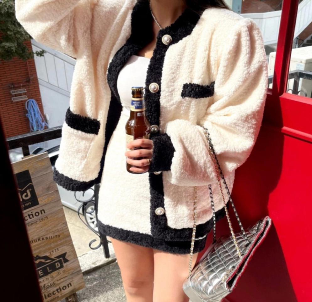 1회착용) 배색 퍼자켓 구매가104000