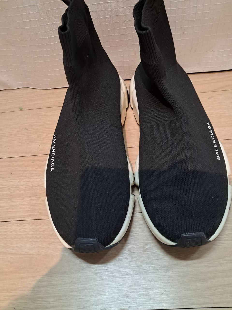 발렌시아가 신발