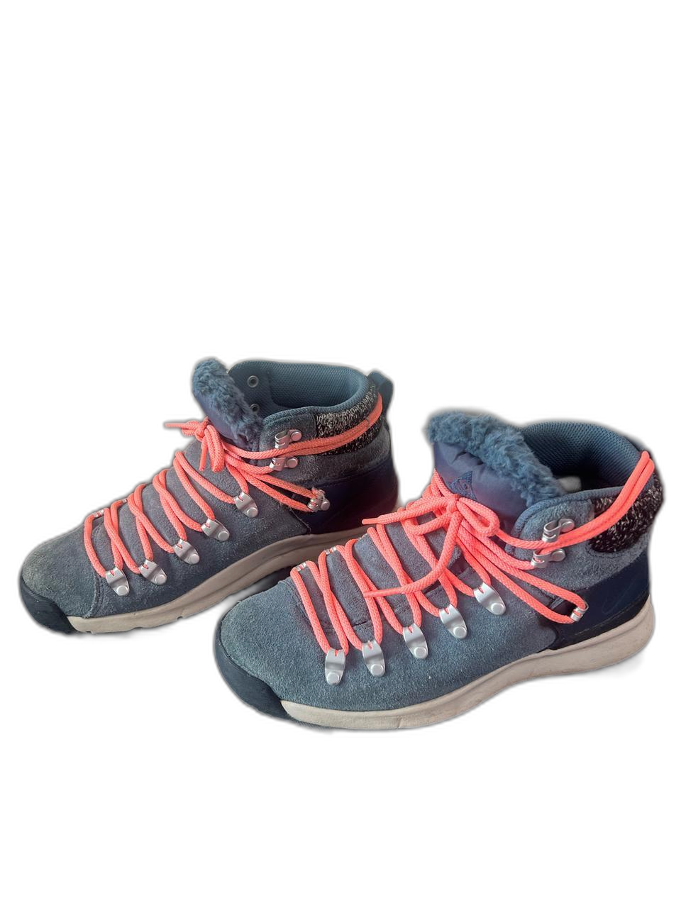 나이키 방한부츠 털부츠 240사이즈