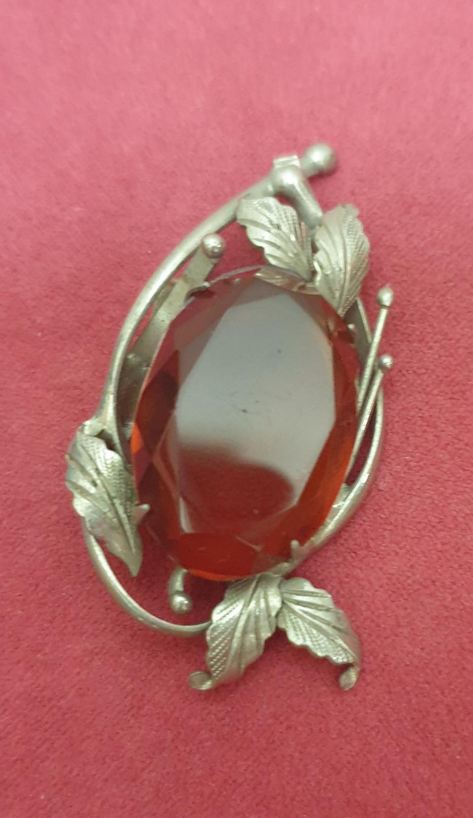 브로치3: 자수정 진주 꽂이