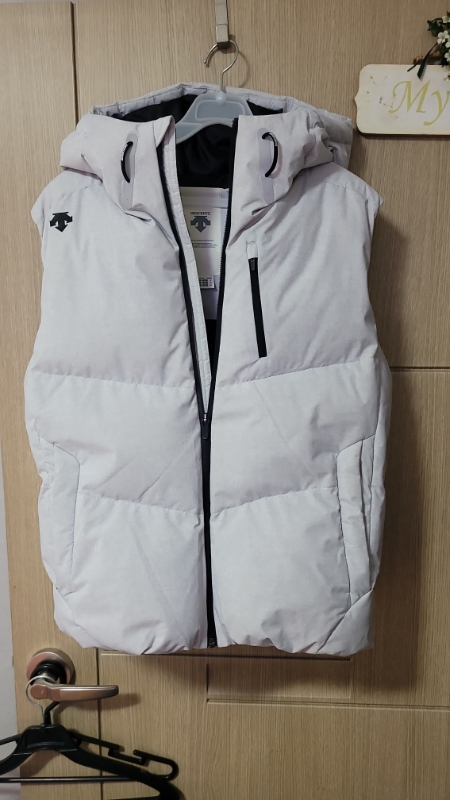 데성트 패딩조끼