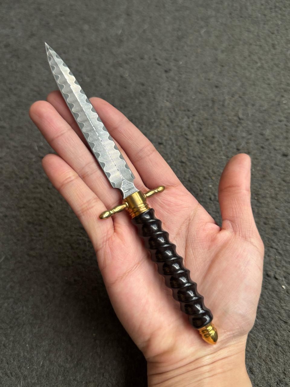 다마스커스칼 캠핑나이프