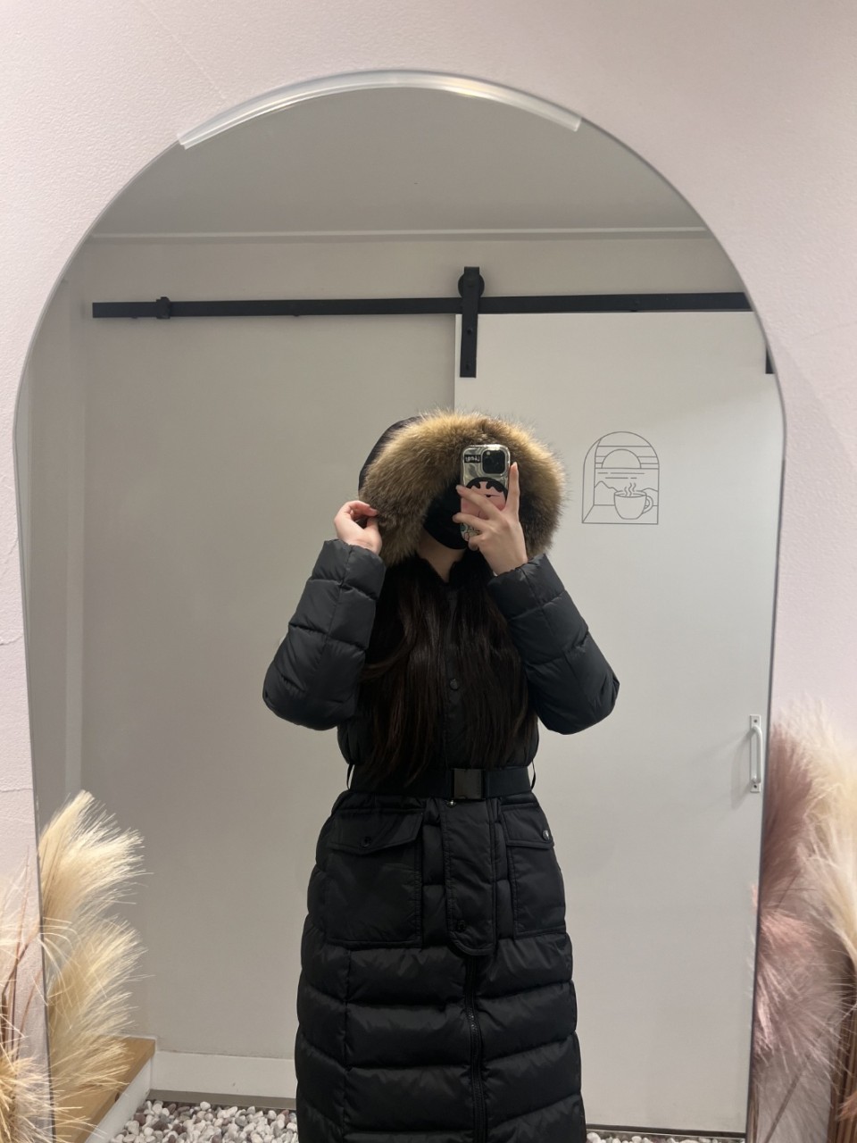 새상품 몽클레어 클로에 2사이즈 롱패딩