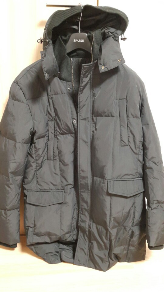 알마니 꼴레지오니 소프트 패딩 (95사이즈)