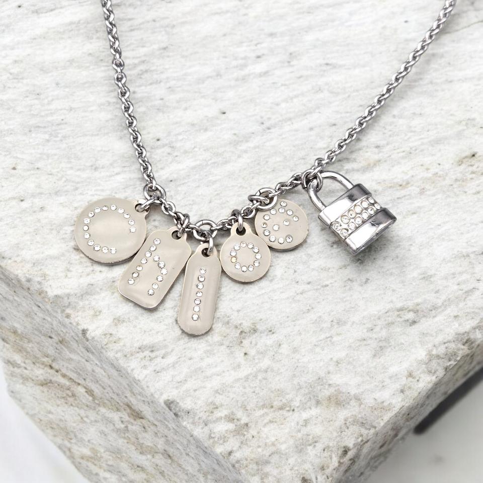 끌로에 멀티참 목걸이