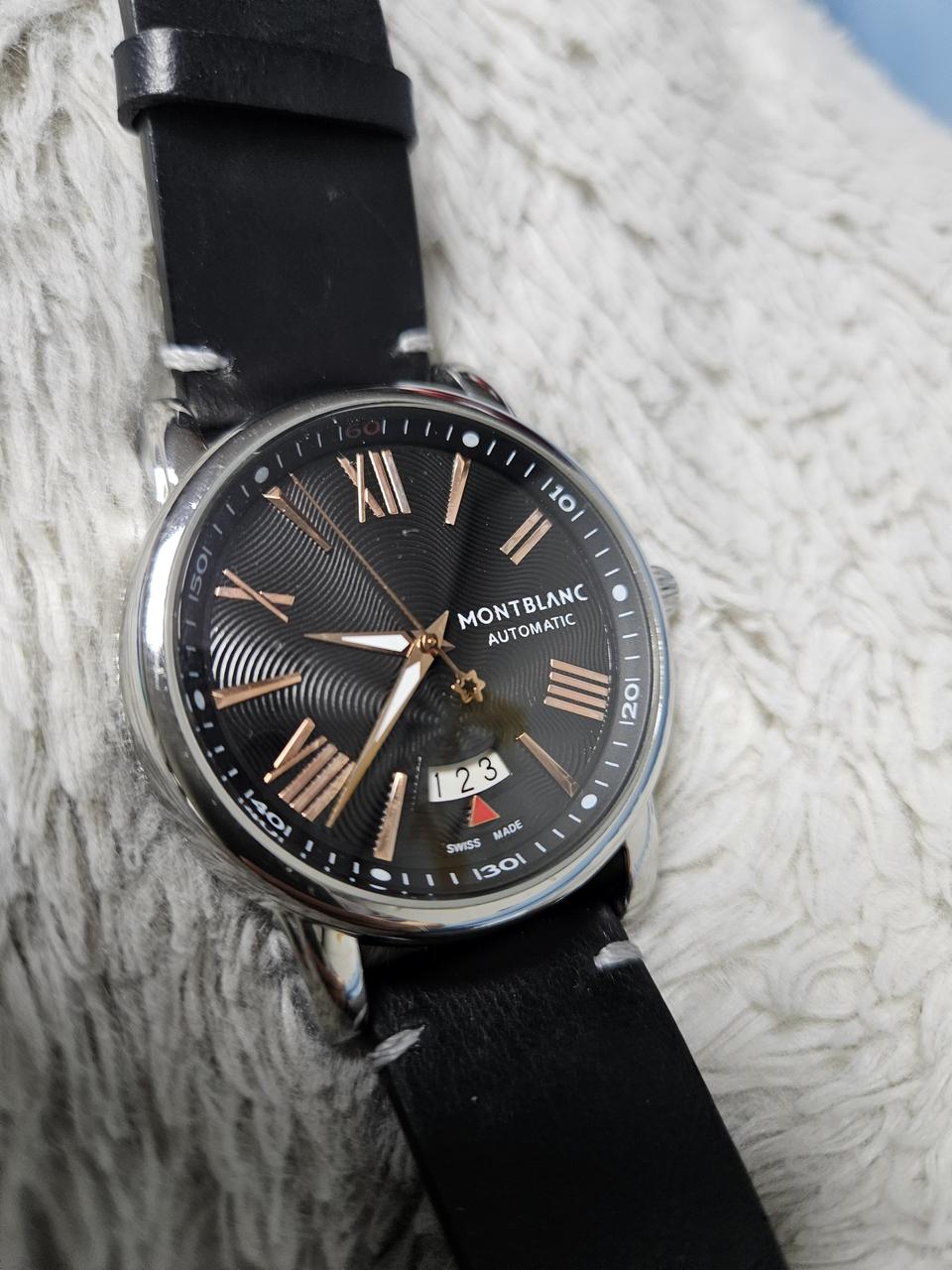 몽블랑시계 입니다